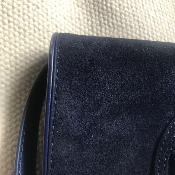 Tory Burch Crossbody Clutch Bag Navy Blue Gloria Suede turnlock embossed gold - Picture 15 of 16